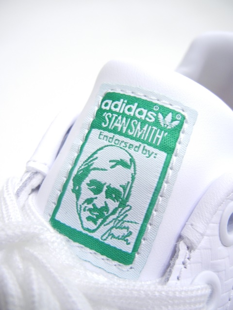 adidas originals【アディダスオリジナルス】正規取り扱い店、通販可能